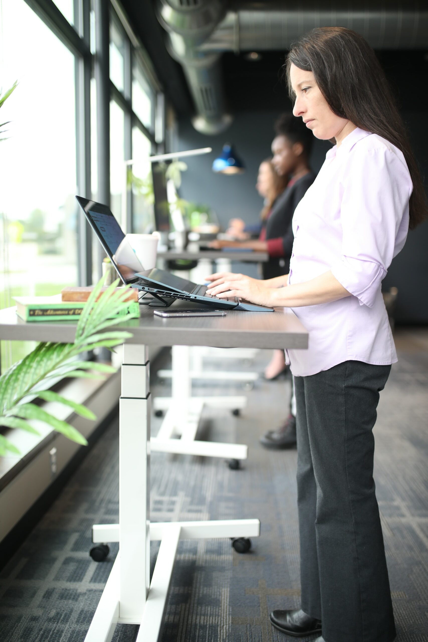 thestandingdesk mxq5jj6ea90 unsplash scaled